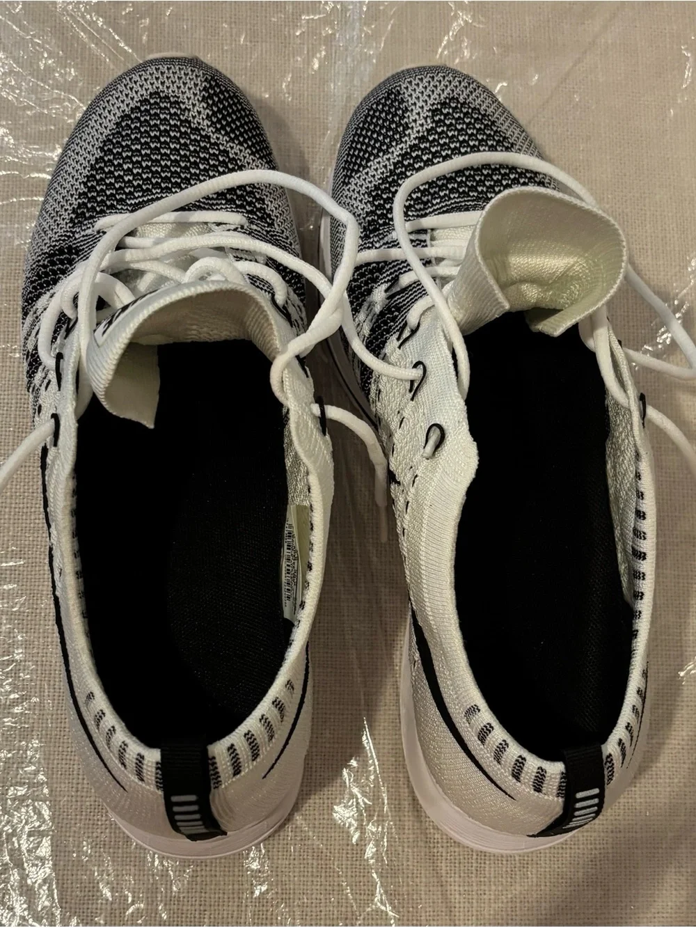 Ladies sneakers Shoes - White/Black